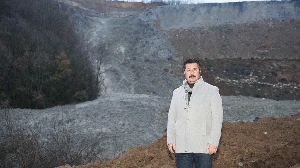 KİRAZLIYAYLA’DA BİNLERCE TON KİMYASAL ATIK DOĞAYA KARIŞTI!